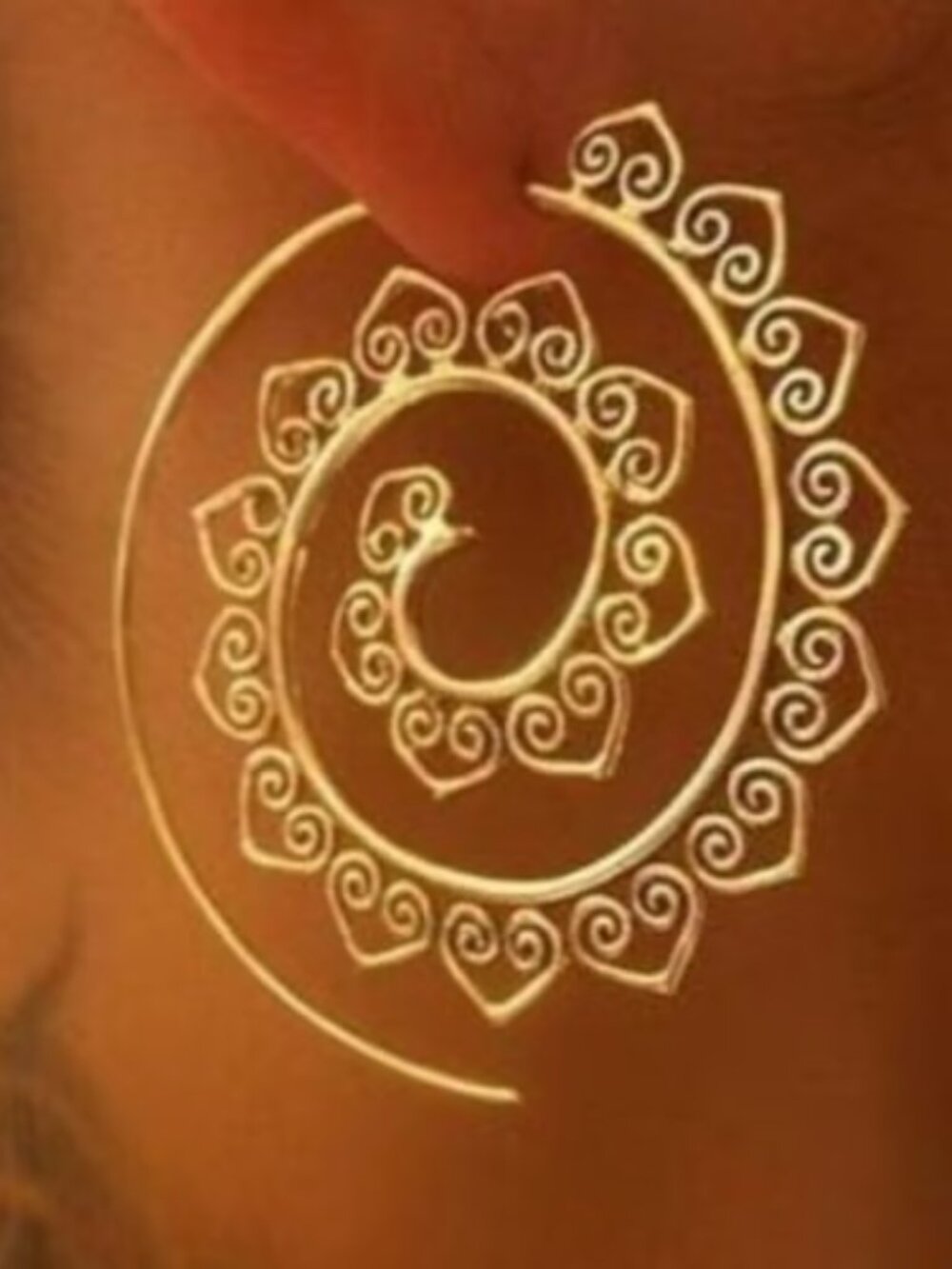Elegant Gold Spiral Hoop Earrings